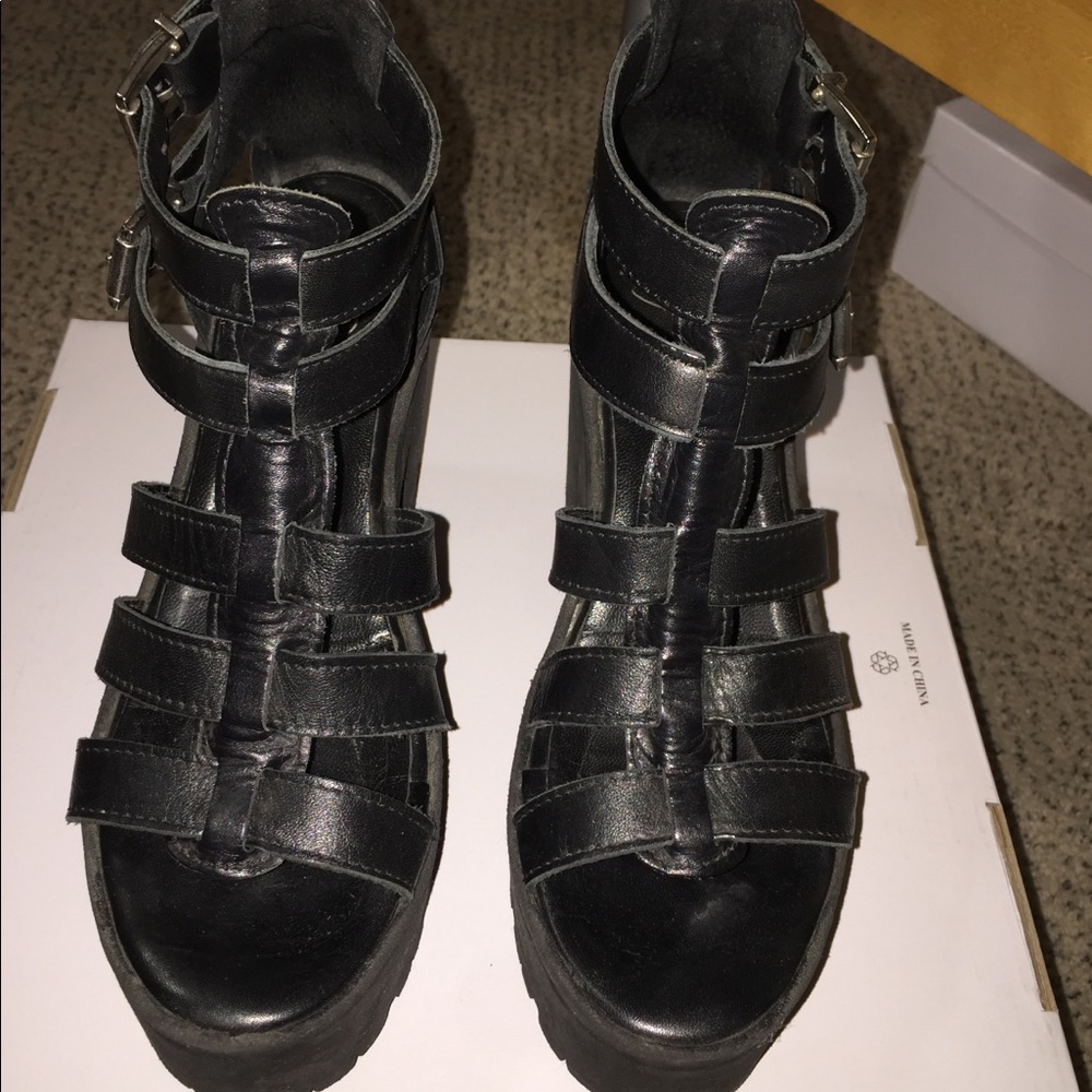 Alpe Woman Shoes-Gladiator Platform Sandals